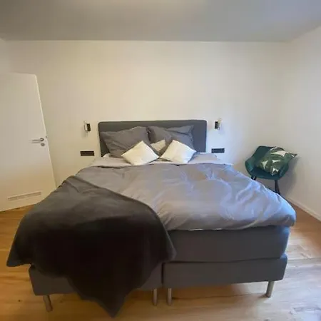 Schoene 2 Kingsize-bett Apartamento *