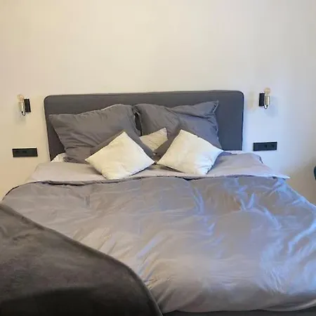 Schoene 2 Kingsize-bett *